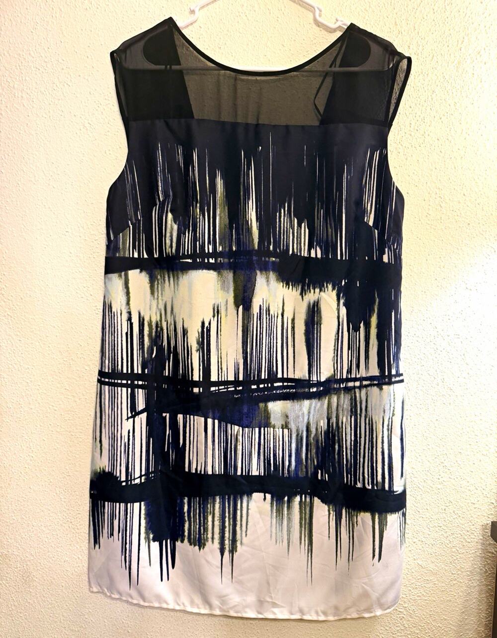 Jessica Simpson Sheath Dress Size 10 Black White Blue Abstract Sleeveless